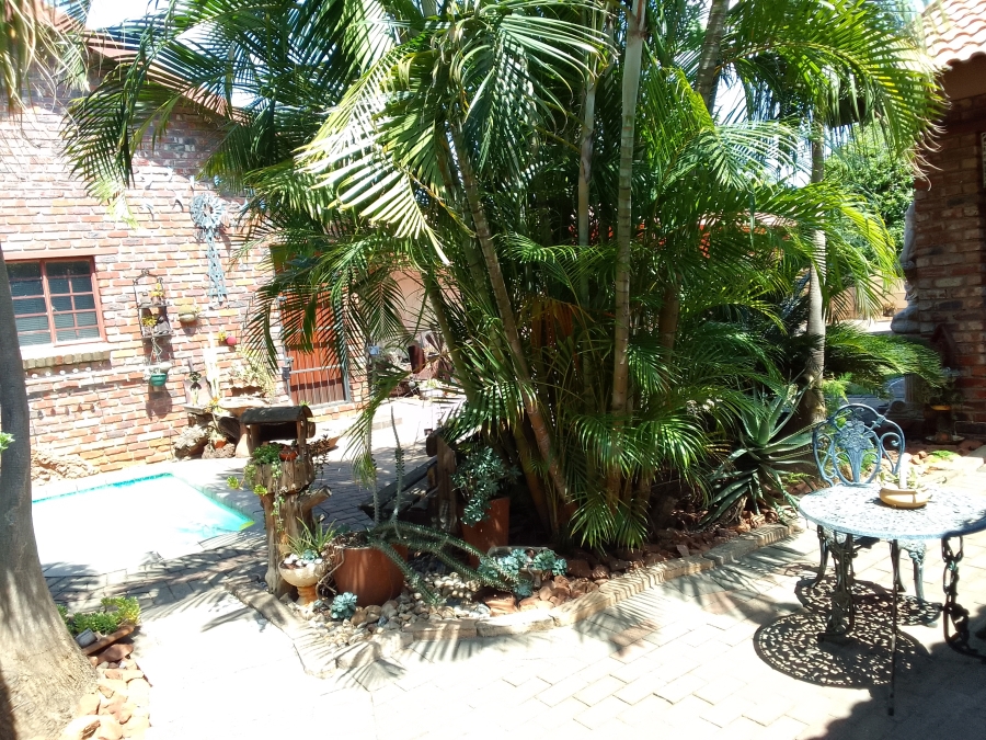 3 Bedroom Property for Sale in Oos Einde North West